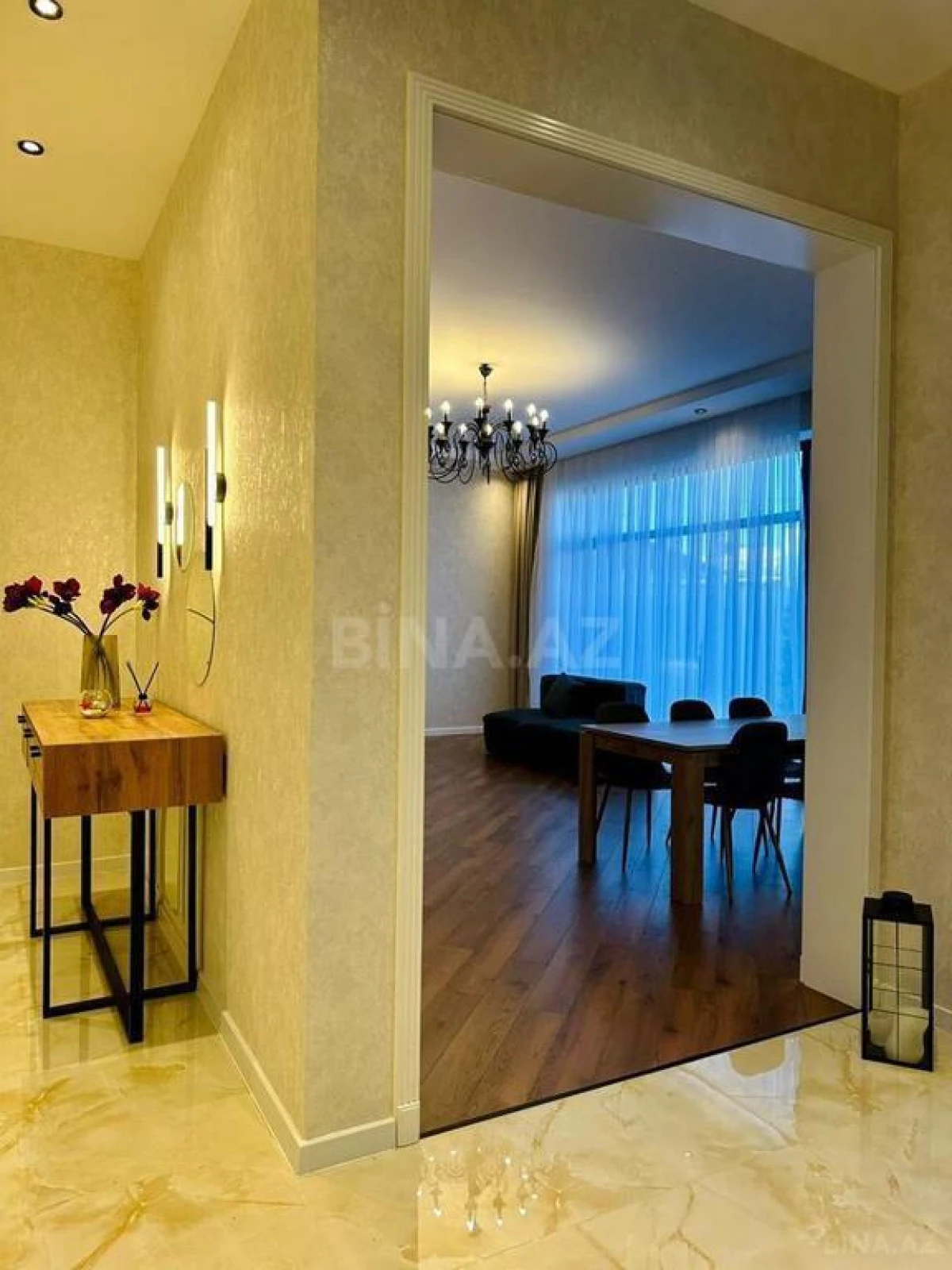 Satılır 4 otaqlı həyət evi 200 m²