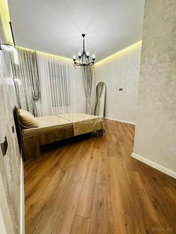 Satılır 4 otaqlı həyət evi 200 m²