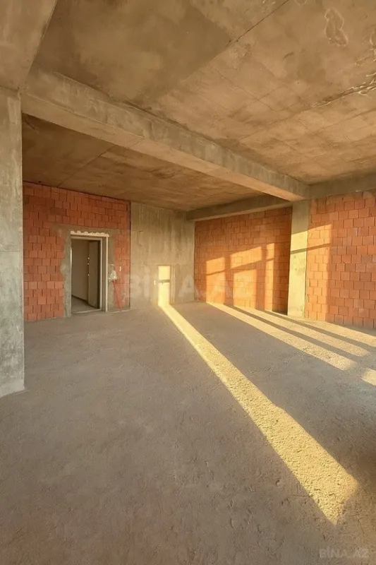 Satılır 2 otaqlı mənzil 85.7 m²