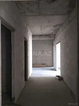 Satılır 4 otaqlı mənzil 162 m²