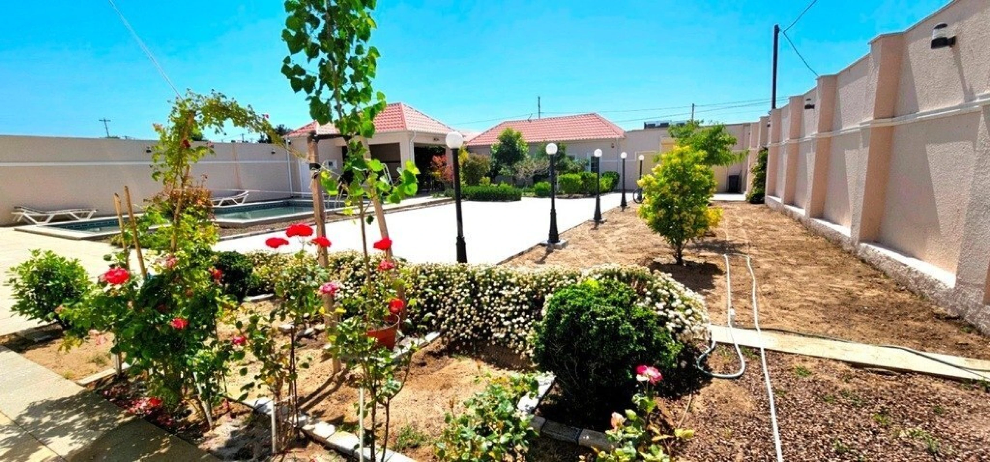 Satılır 5 otaqlı həyət evi 250 m²