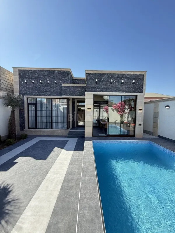 Satılır 4 otaqlı həyət evi 135 m²