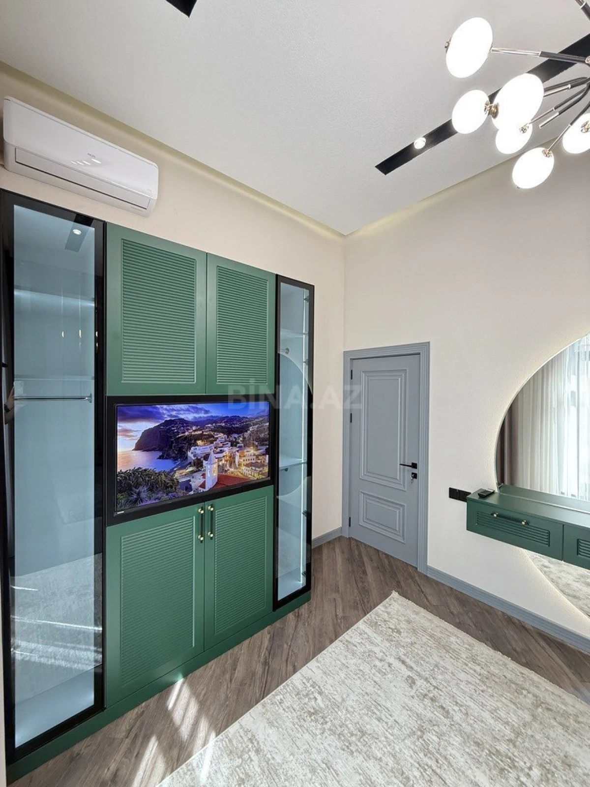 Satılır 4 otaqlı həyət evi 135 m²