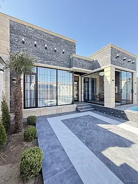 Satılır 4 otaqlı həyət evi 135 m²