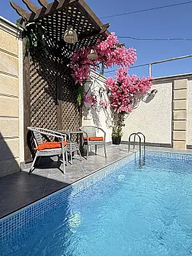Satılır 4 otaqlı həyət evi 135 m²