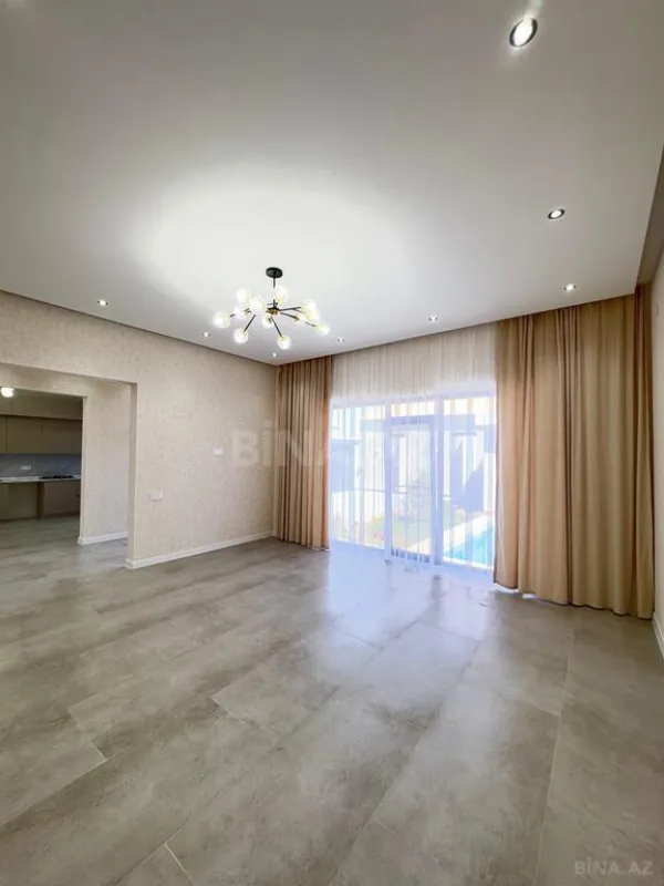 Satılır 4 otaqlı həyət evi 180 m²