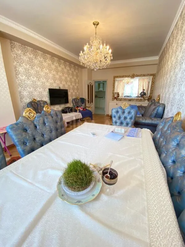 Kirayə verilir 2 otaqlı mənzil 67 m²