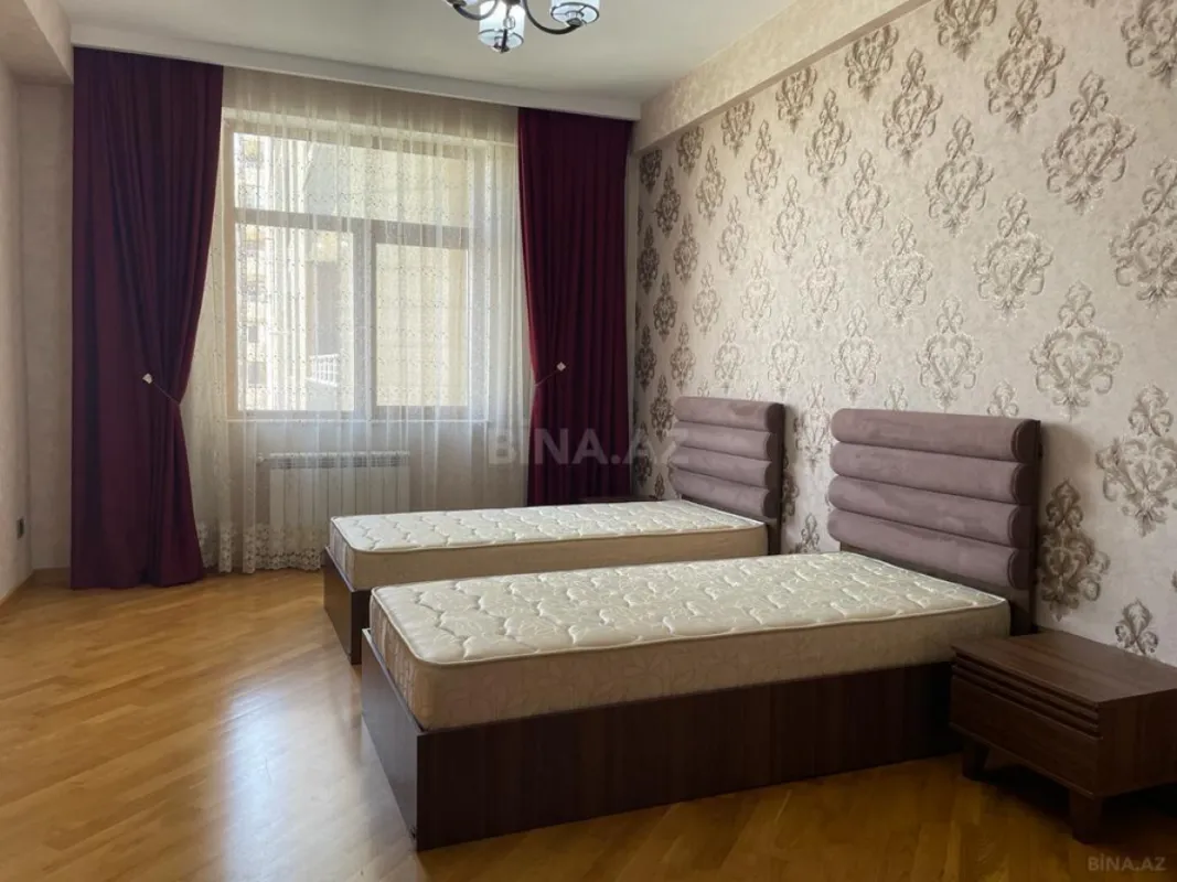 Kirayə verilir 3 otaqlı mənzil 145 m²