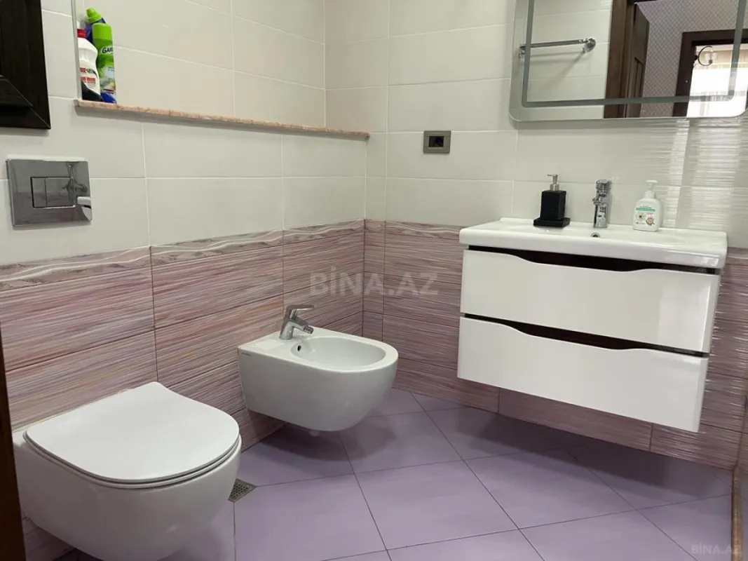 Kirayə verilir 3 otaqlı mənzil 145 m²