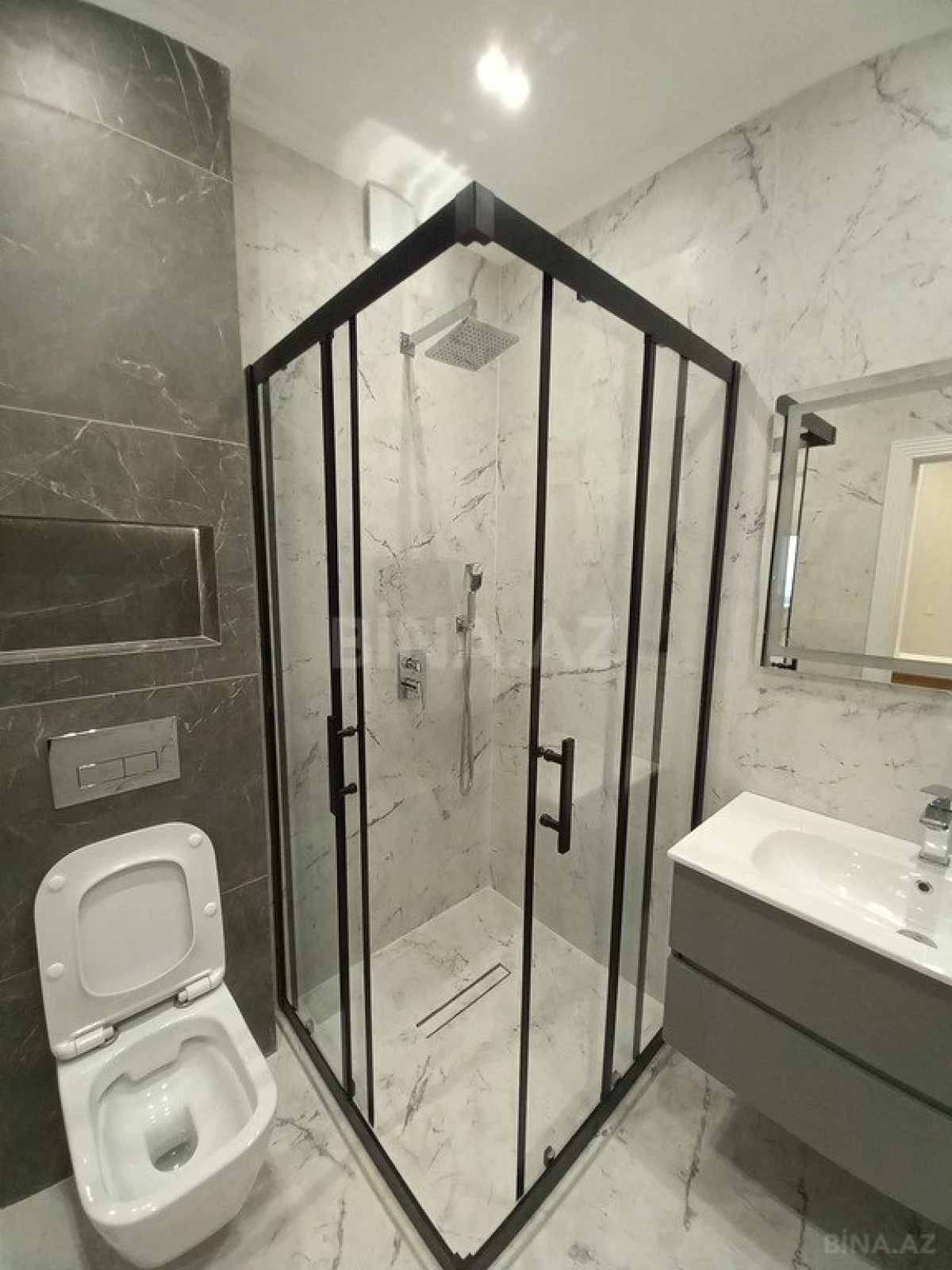 Satılır 2 otaqlı mənzil 79.3 m²
