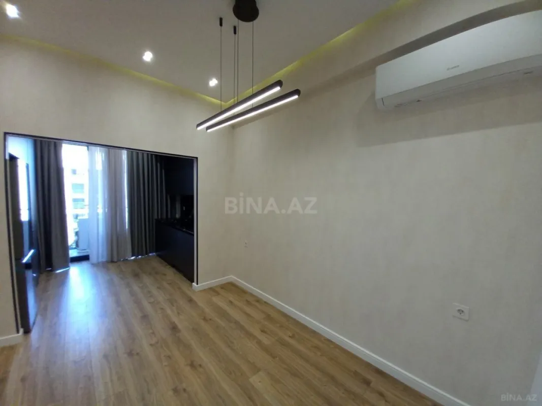 Satılır 2 otaqlı mənzil 79.3 m²