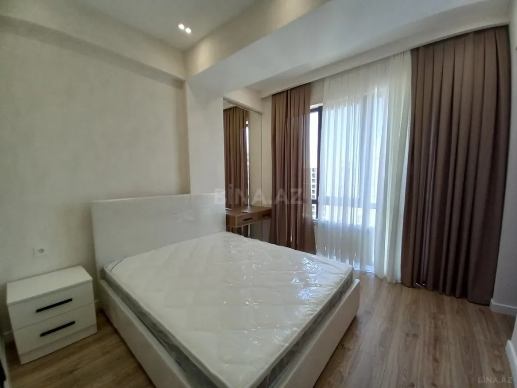 Satılır 2 otaqlı mənzil 79.3 m²