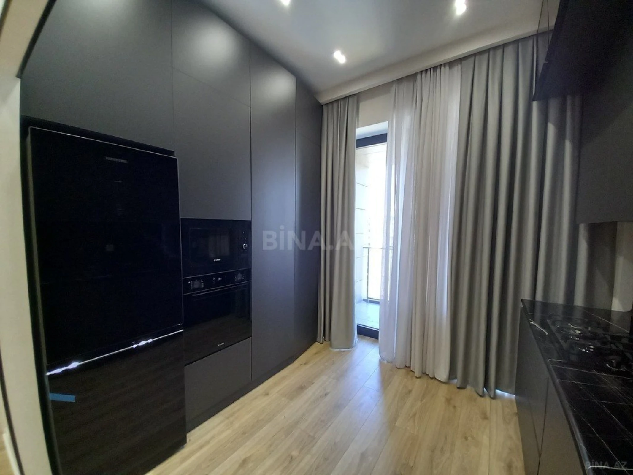 Satılır 2 otaqlı mənzil 79.3 m²