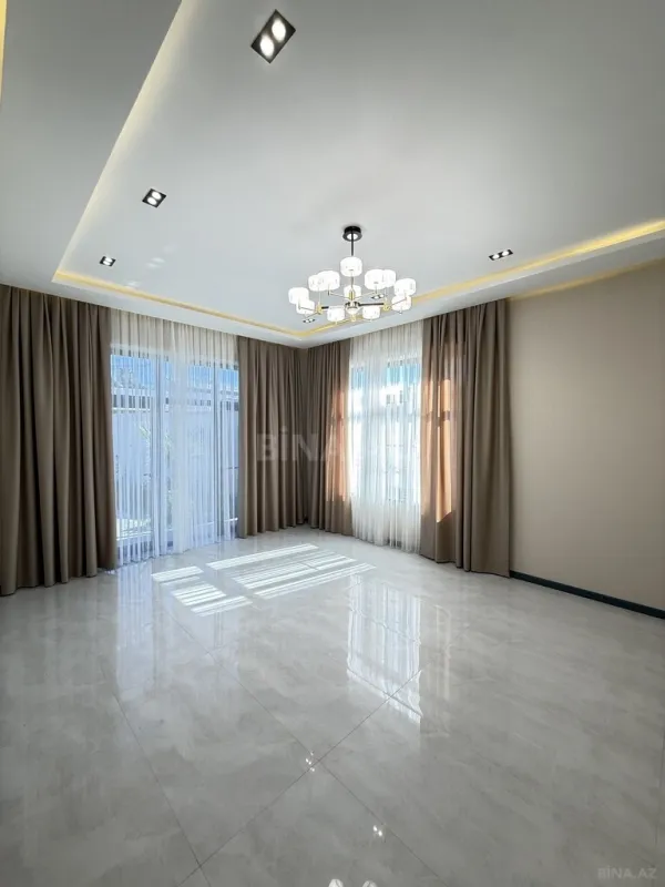 Satılır 4 otaqlı həyət evi 160 m²