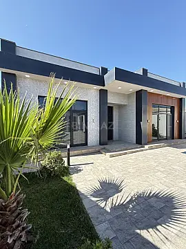 Satılır 4 otaqlı həyət evi 160 m²