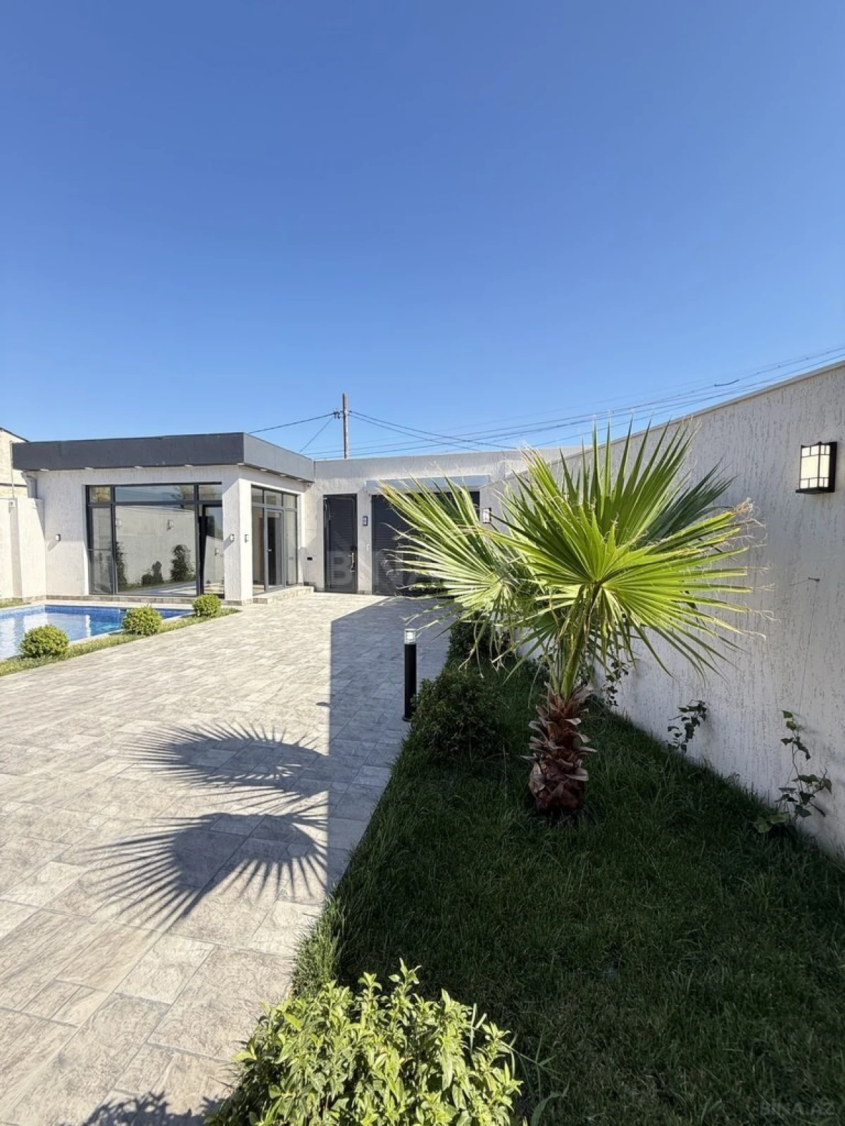 Satılır 4 otaqlı həyət evi 160 m²