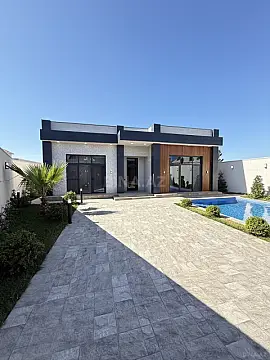 Satılır 4 otaqlı həyət evi 160 m²