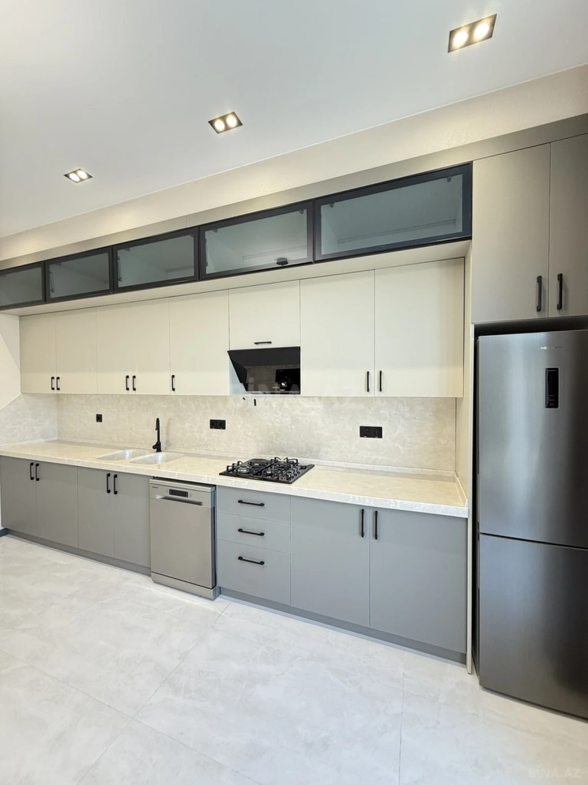 Satılır 4 otaqlı həyət evi 160 m²