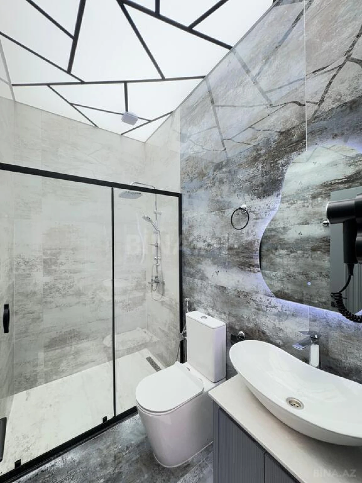 Satılır 4 otaqlı həyət evi 160 m²