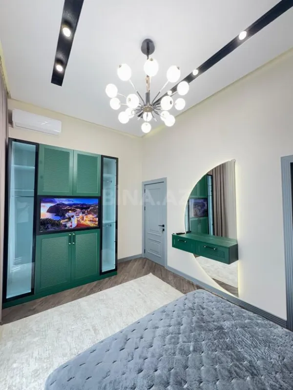 Satılır 4 otaqlı həyət evi 160 m²