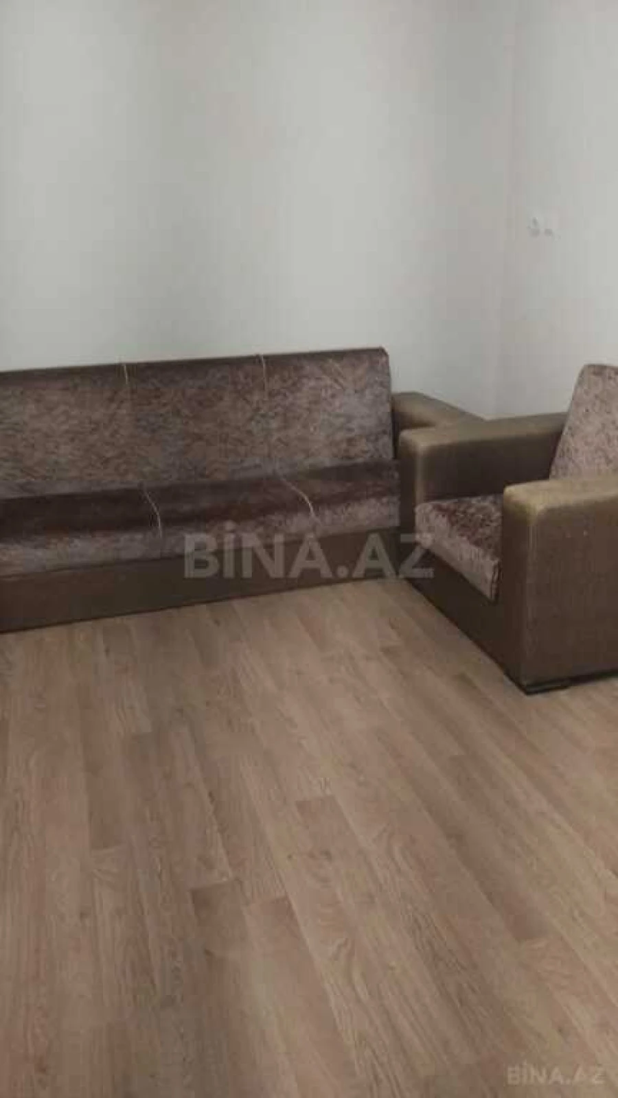 Satılır 7 otaqlı həyət evi 180 m²