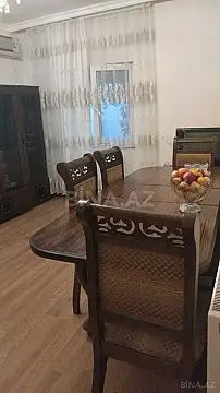 Satılır 7 otaqlı həyət evi 180 m²