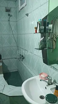 Satılır 7 otaqlı həyət evi 180 m²