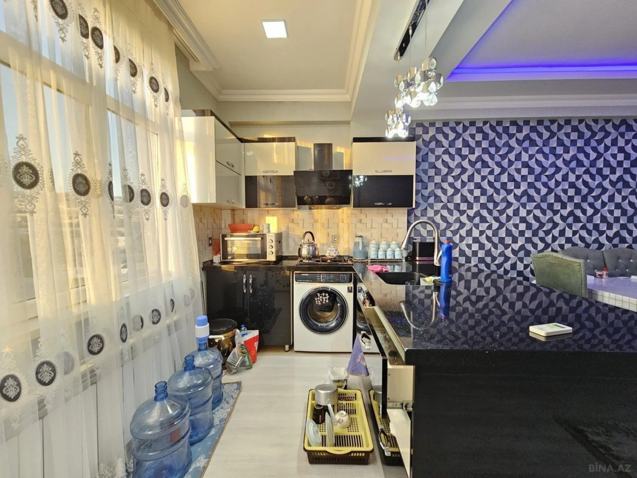 Satılır 3 otaqlı mənzil 112 m²