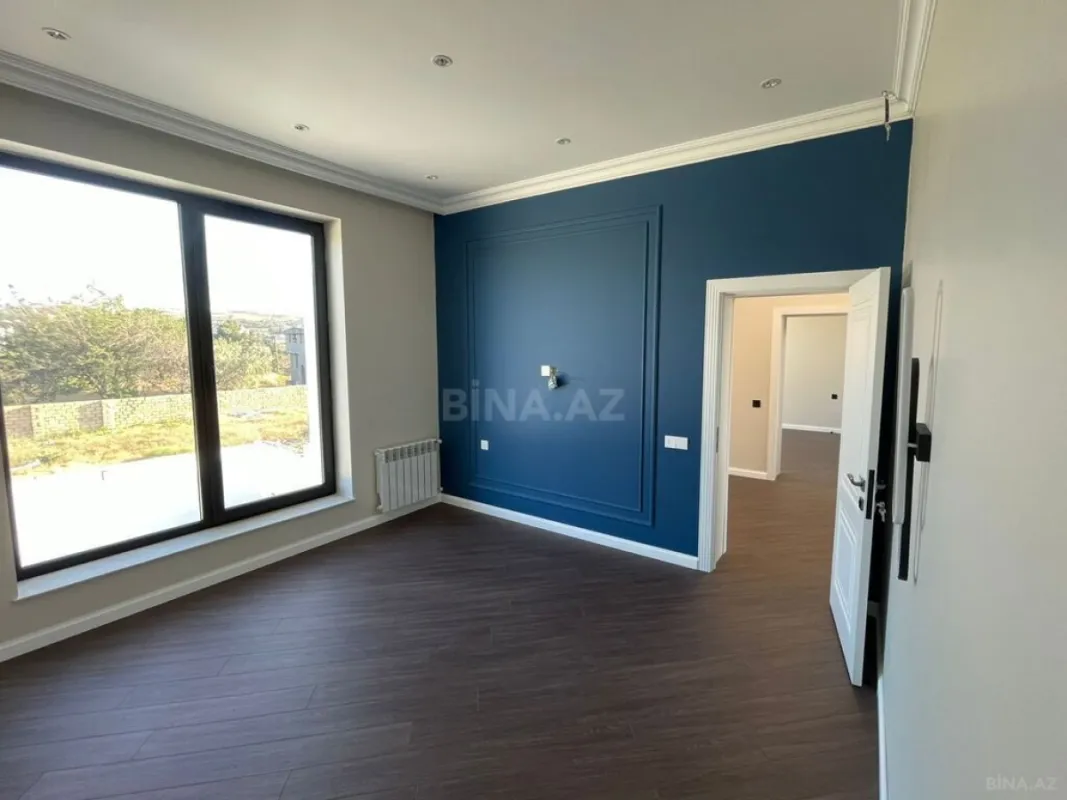 Satılır 5 otaqlı həyət evi 250 m²