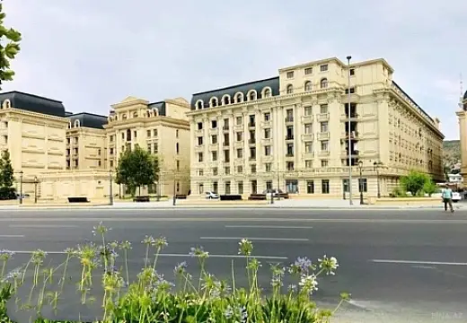 Satılır 4 otaqlı mənzil 130 m² — Bakı, Bayıl 4 otaq 130.00 m²