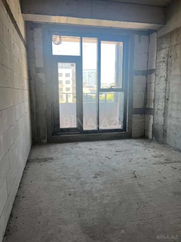 Satılır 3 otaqlı mənzil 140 m²