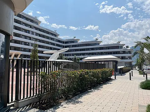 Satılır 3 otaqlı mənzil 140 m² — Bakı 3 otaq 140.00 m²
