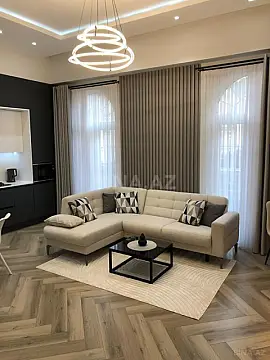 Kirayə verilir 2 otaqlı mənzil 65 m²