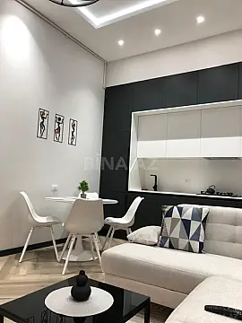 Kirayə verilir 2 otaqlı mənzil 65 m²