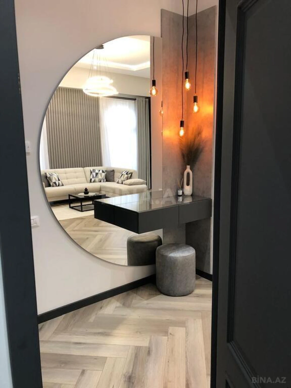 Kirayə verilir 2 otaqlı mənzil 65 m²