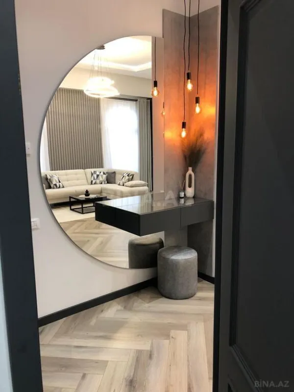 Kirayə verilir 2 otaqlı mənzil 65 m²