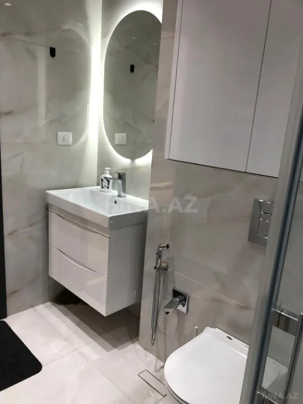 Kirayə verilir 2 otaqlı mənzil 65 m²