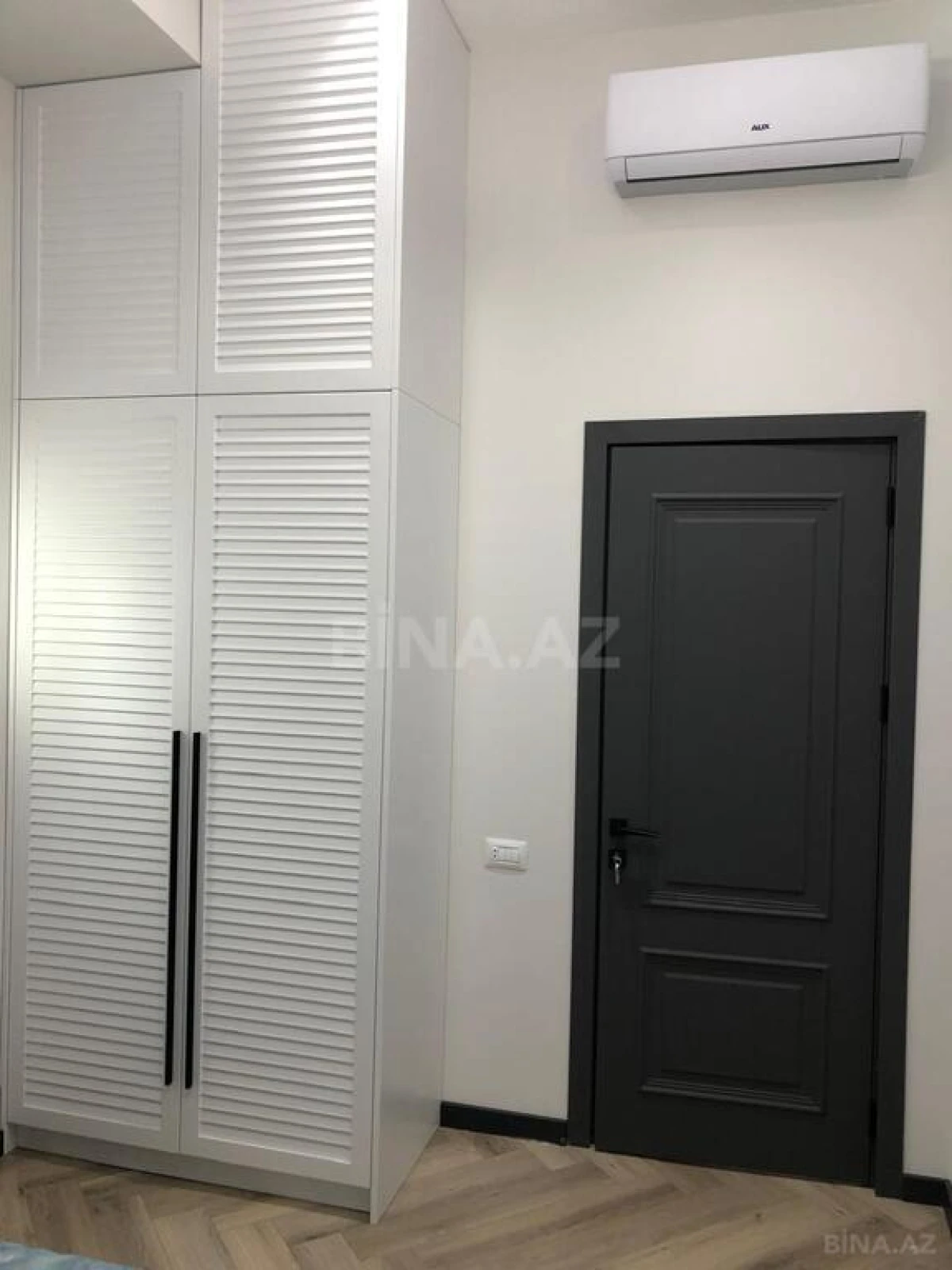 Kirayə verilir 2 otaqlı mənzil 65 m²