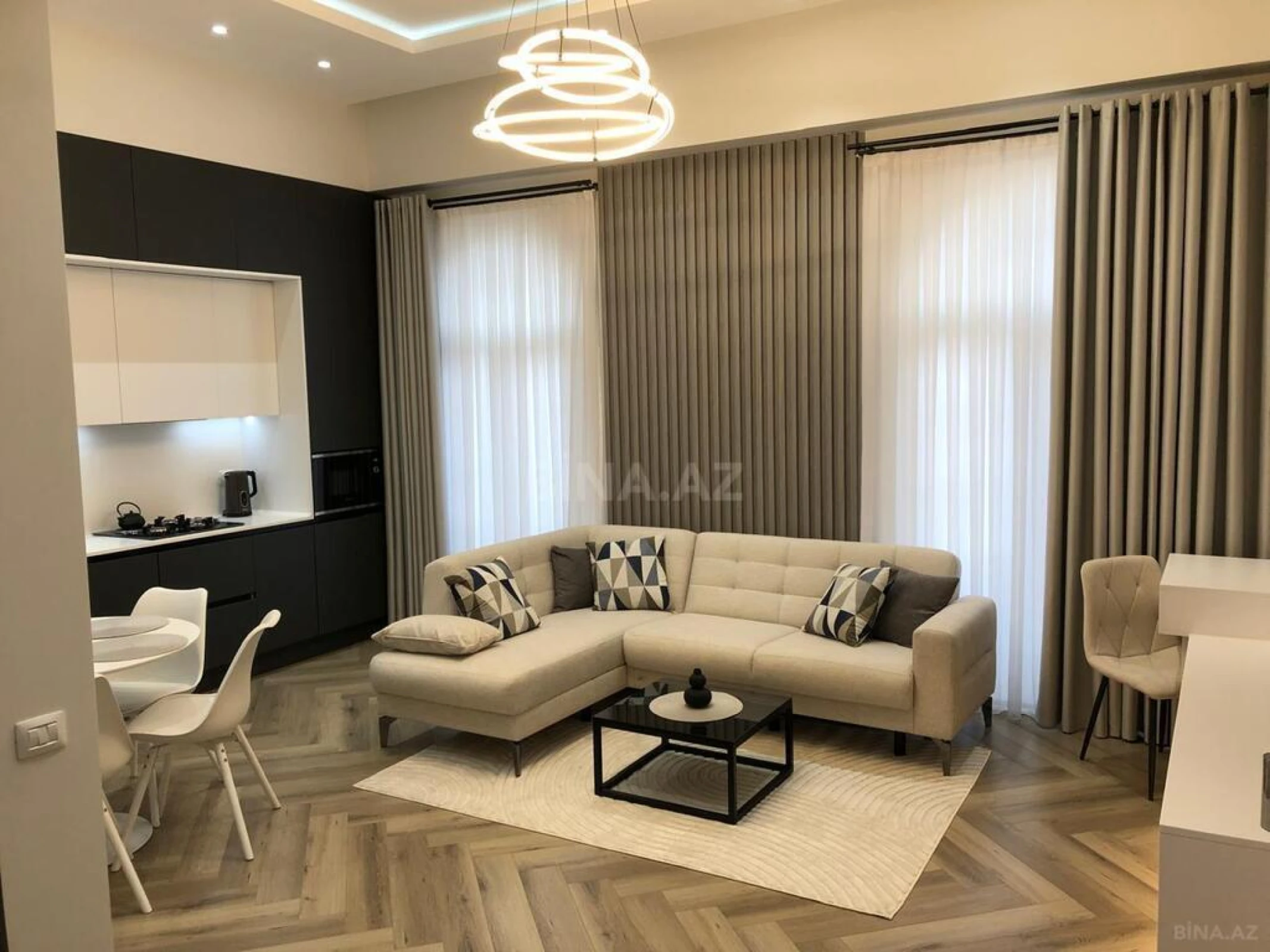Kirayə verilir 2 otaqlı mənzil 65 m²