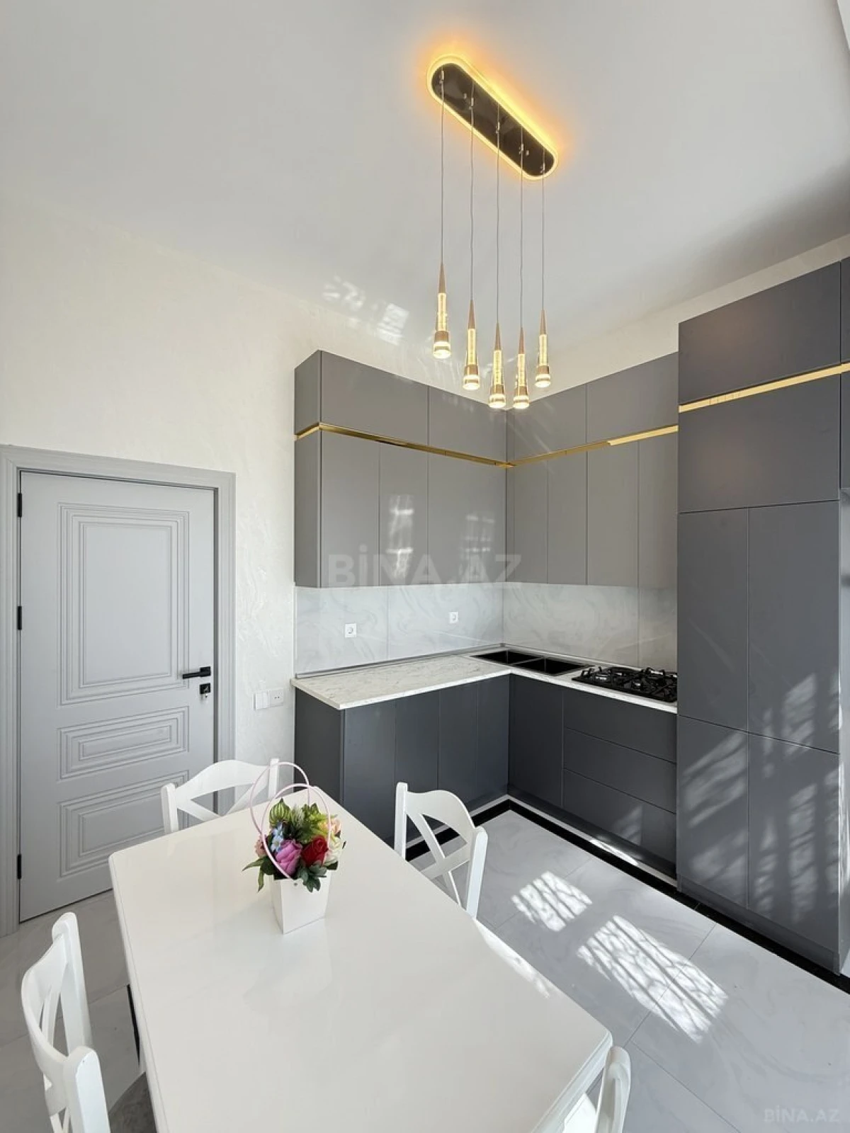 Satılır 4 otaqlı həyət evi 160 m²