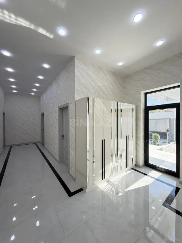Satılır 4 otaqlı həyət evi 160 m²