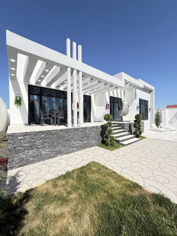 Satılır 4 otaqlı həyət evi 160 m²