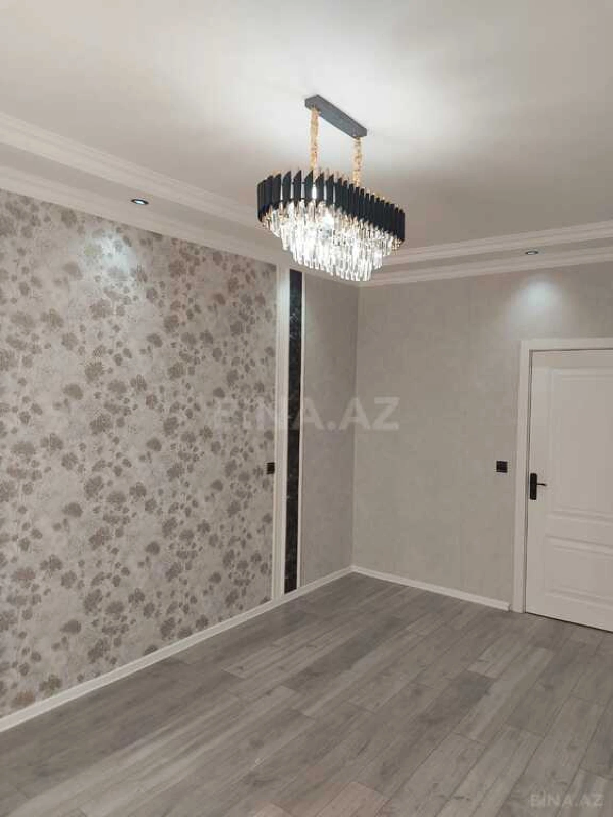 Satılır 2 otaqlı mənzil 58 m²