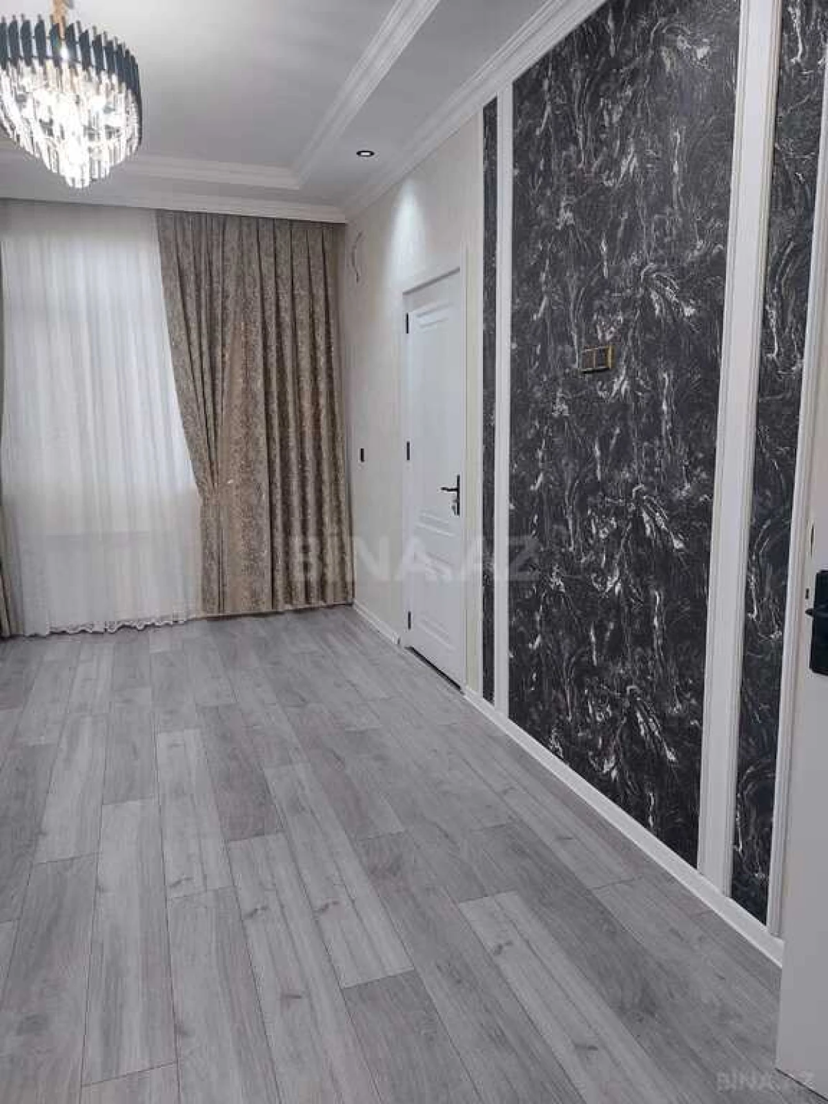 Satılır 2 otaqlı mənzil 58 m²