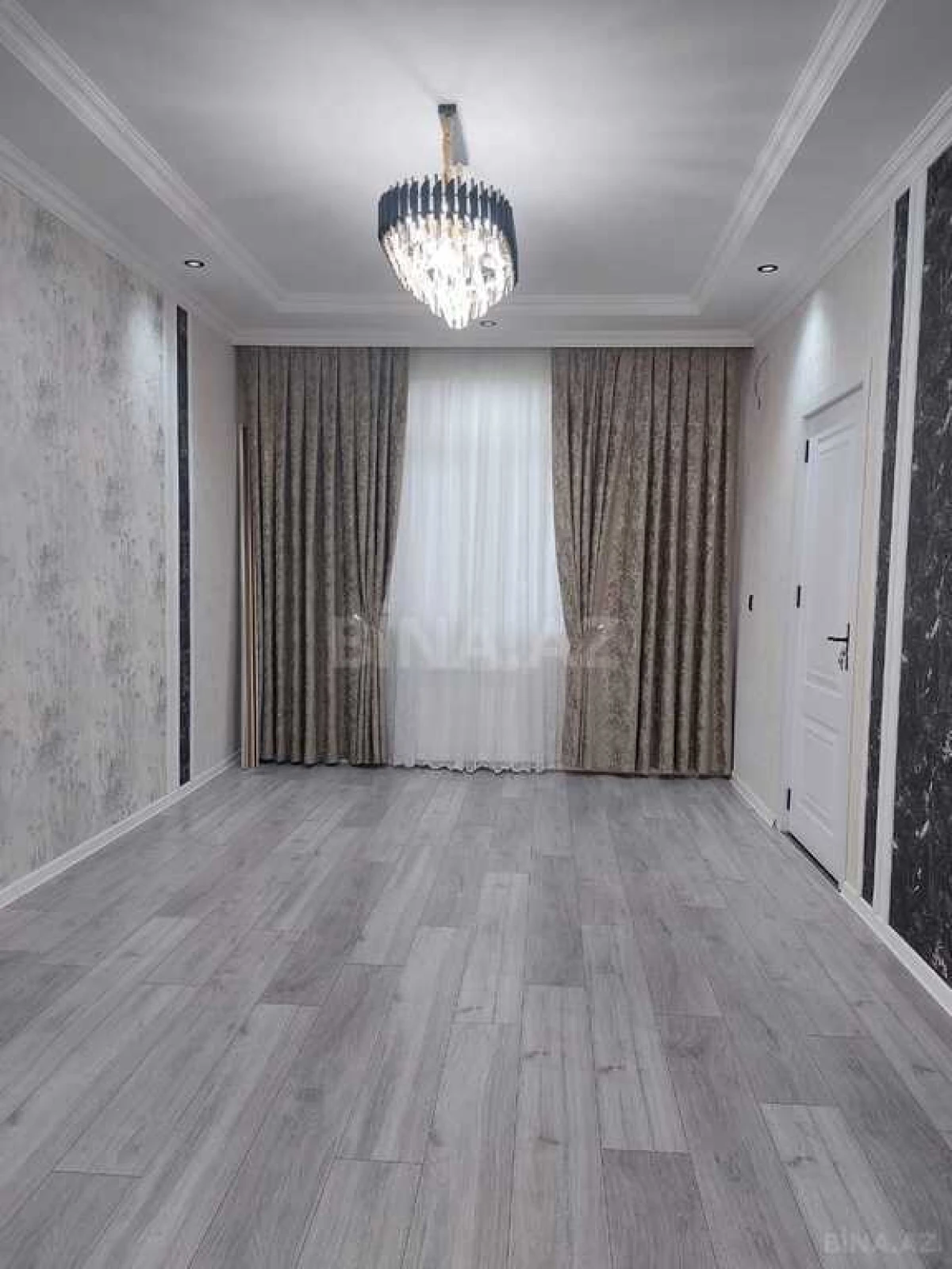 Satılır 2 otaqlı mənzil 58 m²
