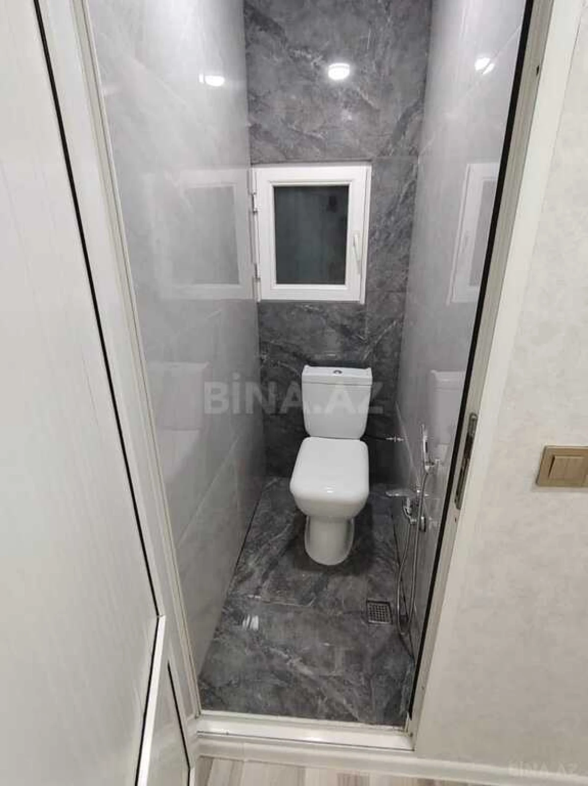 Satılır 2 otaqlı mənzil 55 m²