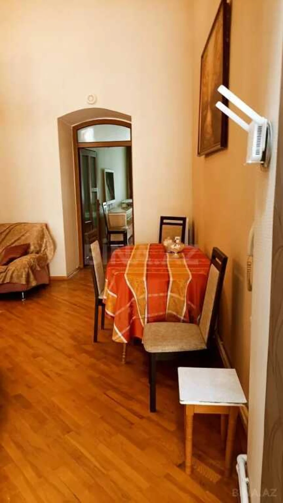 Satılır 2 otaqlı mənzil 62 m²