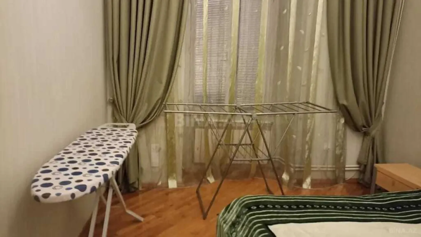 Satılır 2 otaqlı mənzil 62 m²