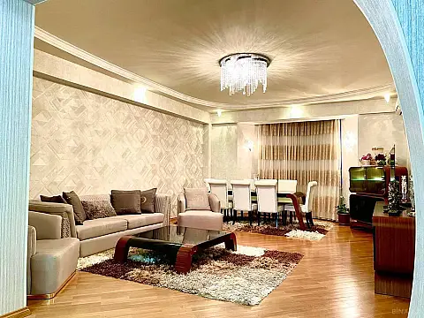 Satılır 3 otaqlı mənzil 137 m² — Bakı, Badamdar 3 otaq 137.00 m²