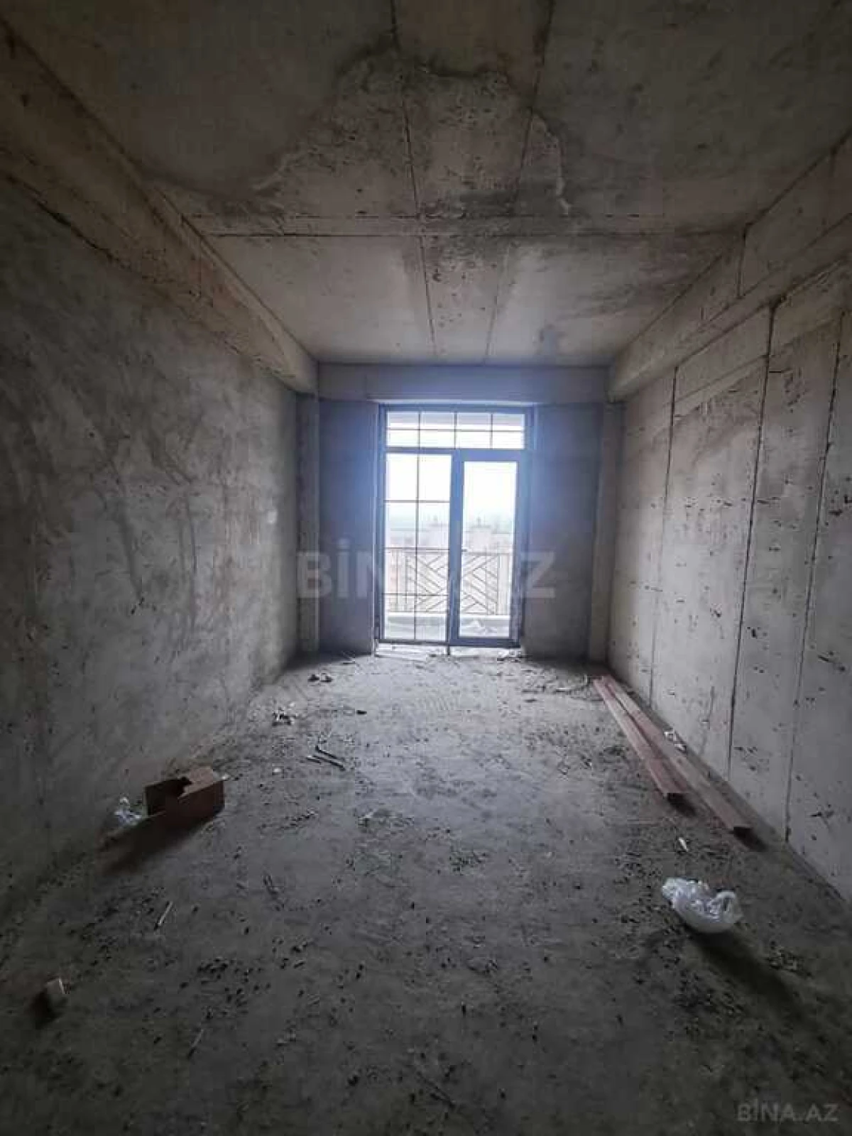 Satılır 2 otaqlı mənzil 74 m²